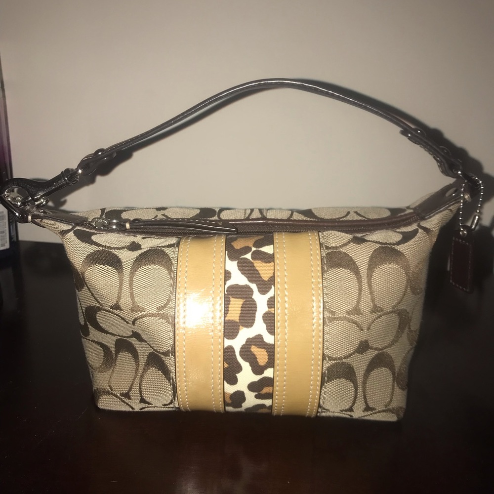 Coach logo mini hobo